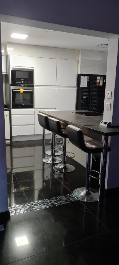 Daniel Apartment แซ็งต์-ซีร์-ซูร์-แมร์ ภายนอก รูปภาพ